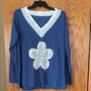 POL Navy V-Neck Top with Lace Floral Appliqué